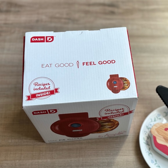 Dash | mini pie maker - Picture 7 of 9